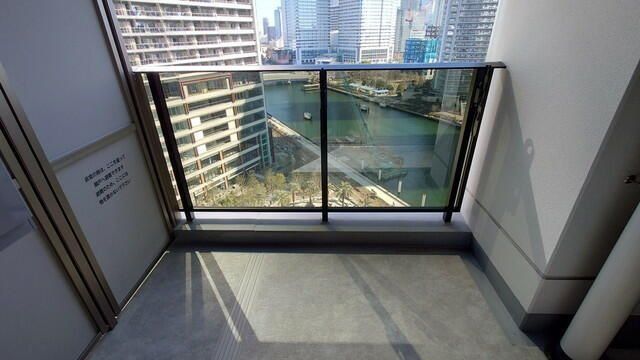 バルコニー　バルコニー