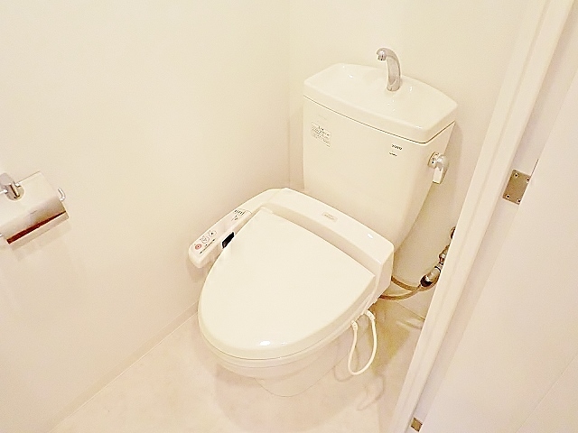 トイレ　シャワートイレ