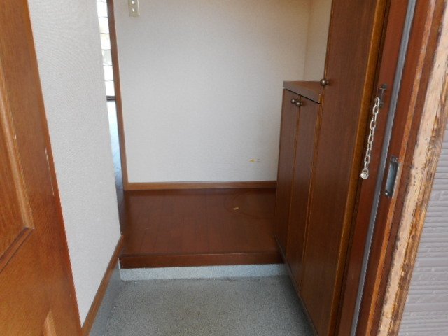 玄関　明るい玄関です