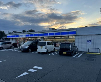 コンビニ　ローソン 御幸辻店（コンビニ）まで755m