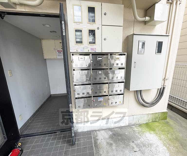 エントランス　建物入り口です。