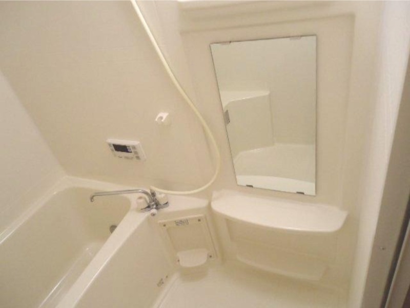 バス・シャワールーム　図面と現状に相違がある場合には現状を優先