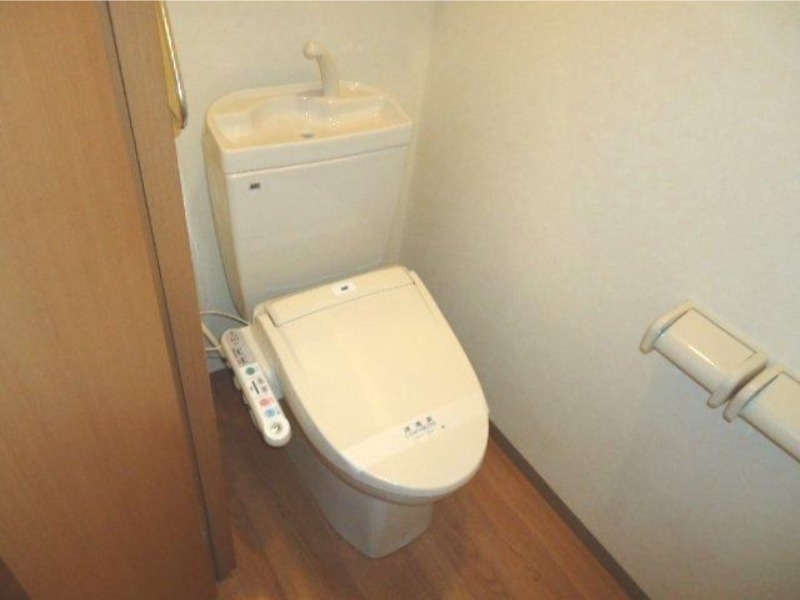 トイレ　図面と現状に相違がある場合には現状を優先