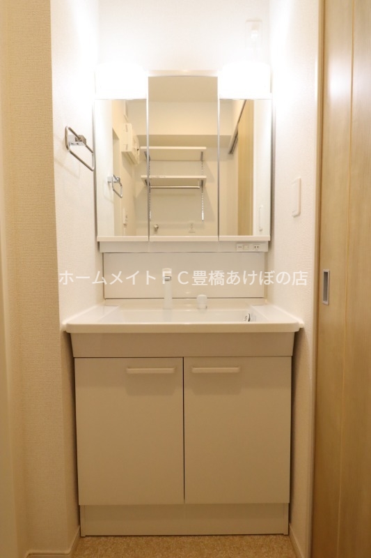 洗面設備　同型完成モデル