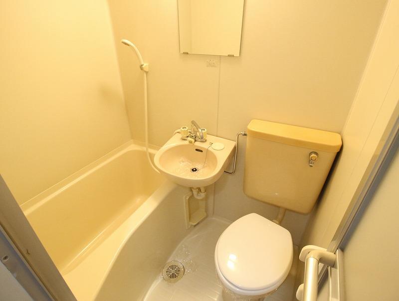 バス・シャワールーム　バス