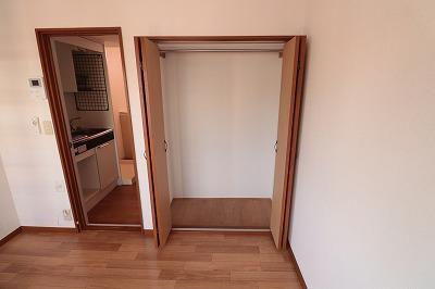 収納　クローゼット