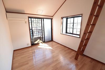 居室・リビング　居室１