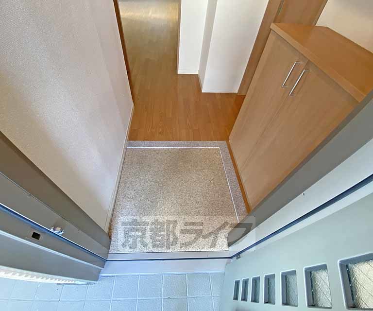 エクセルコート北山の玄関写真