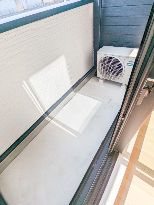 バルコニー　図面と現状に相違がある場合には現状を優先