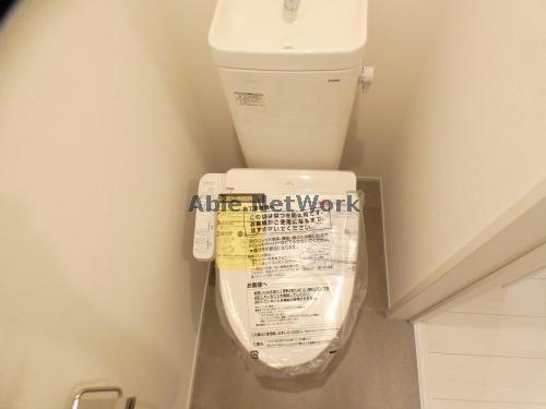 トイレ　１０２