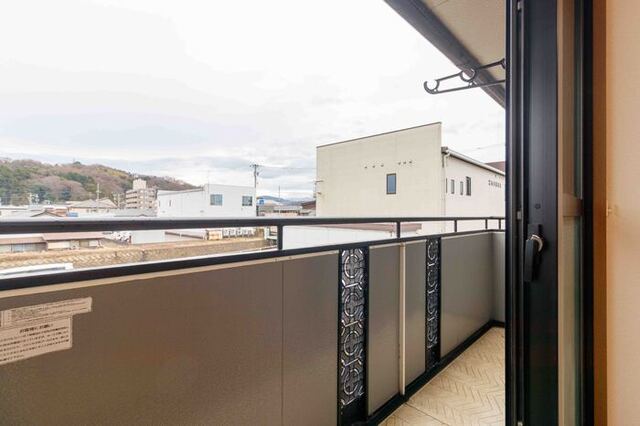 バルコニー　バルコニー