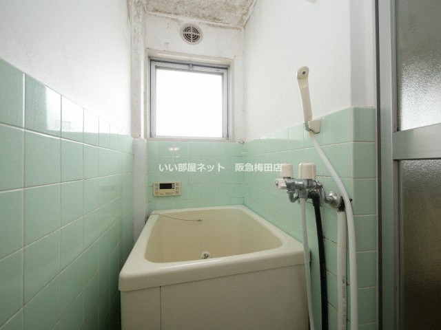 バス・シャワールーム　※反転タイプになります。