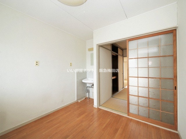 居室・リビング　※反転タイプになります。