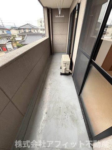 バルコニー　南向き