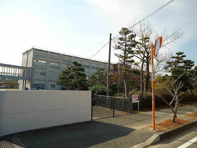中学校　福田中学校（中学校）まで2000m