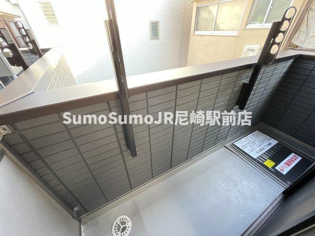 バルコニー　お洗濯にも便利なバルコニー付き