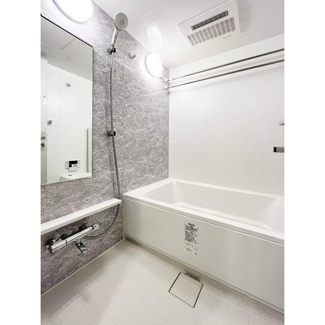 バス・シャワールーム　お風呂で日々の疲れを落としましょう