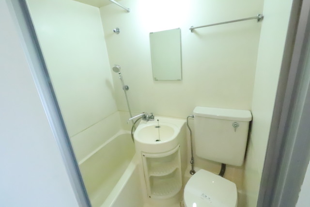 バス・シャワールーム　３階別号室の写真です