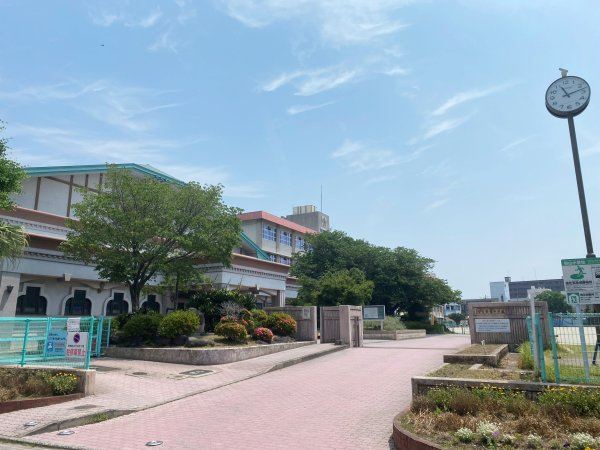 小学校　谷山小学校（小学校）まで650m