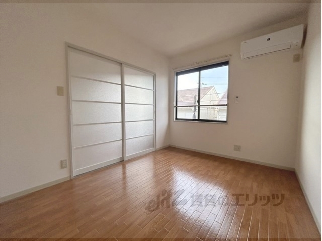 居室・リビング　洋室