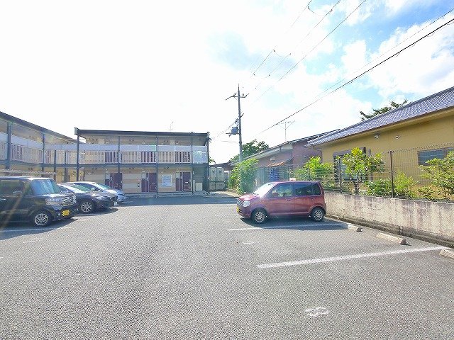 駐車場　駐車場があります