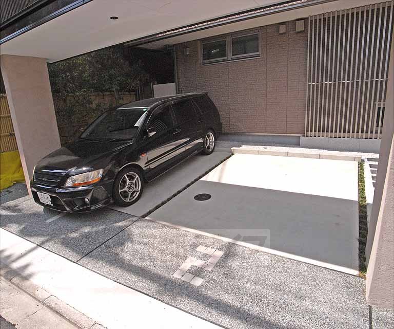 駐車場　広い駐車場です。