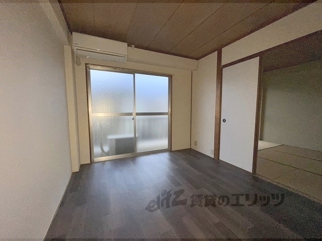 居室・リビング　洋室