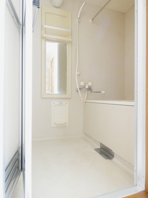 バス・シャワールーム　図面と現状に相違がある場合には現状を優先