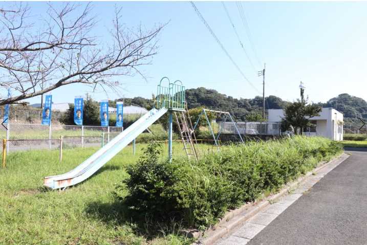 その他　駐車場（その他）まで1000m