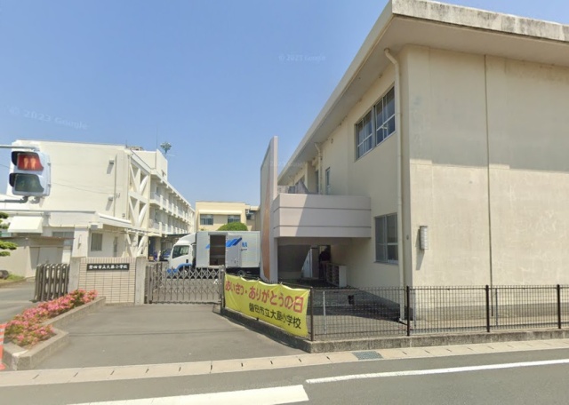 小学校　磐田市立大藤小学校（小学校）まで100m