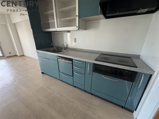 キッチン　IHコンロで火を使わず、料理初心者の方にもおすすめです！