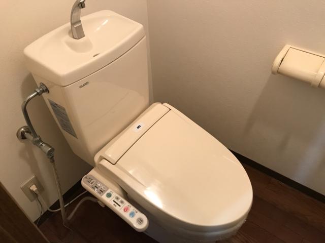 トイレ　シャワー付トイレ