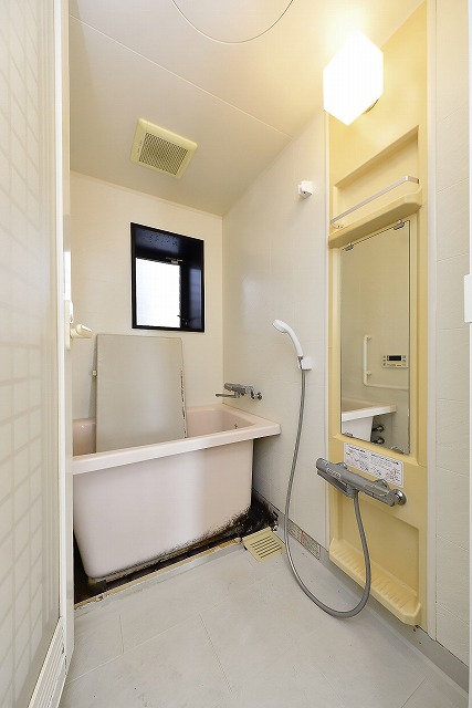 バス・シャワールーム　バス