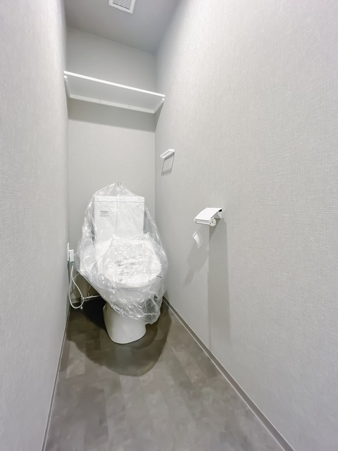 トイレ　※写真は同タイプ住戸です。