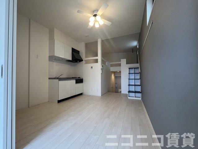 居室・リビング　モデルルームの為、現状を優先致します。