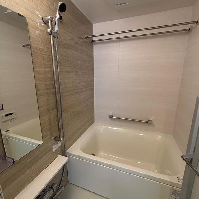 バス・シャワールーム　※写真は同タイプ住戸です。