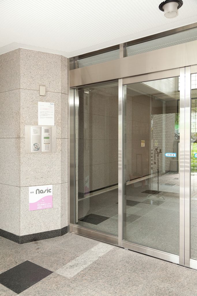 エントランス　オートロック