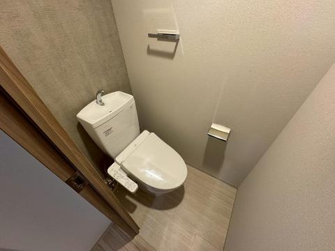 トイレ　シャワー付トイレ