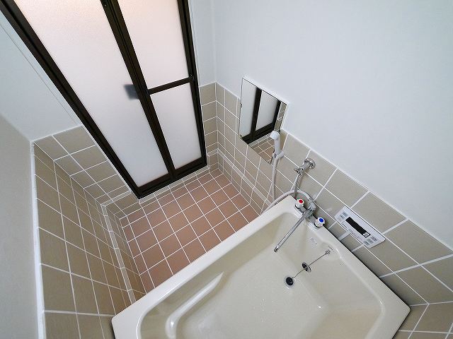 バス・シャワールーム　お風呂で日々の疲れを落としましょう