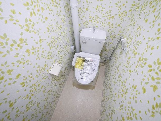 トイレ　トイレもきれいです