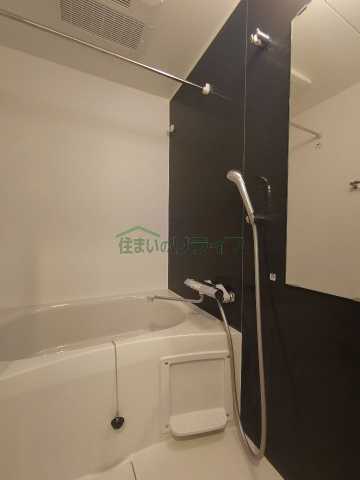 バス・シャワールーム　※参考写真です。似た間取り・他部屋の写真となります。