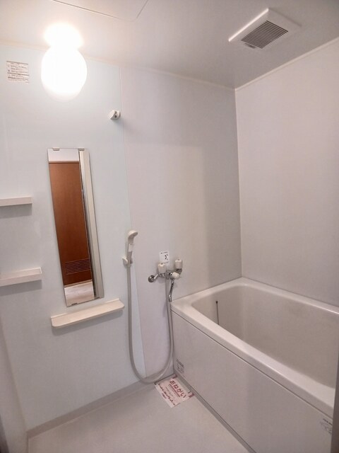 バス・シャワールーム　バス