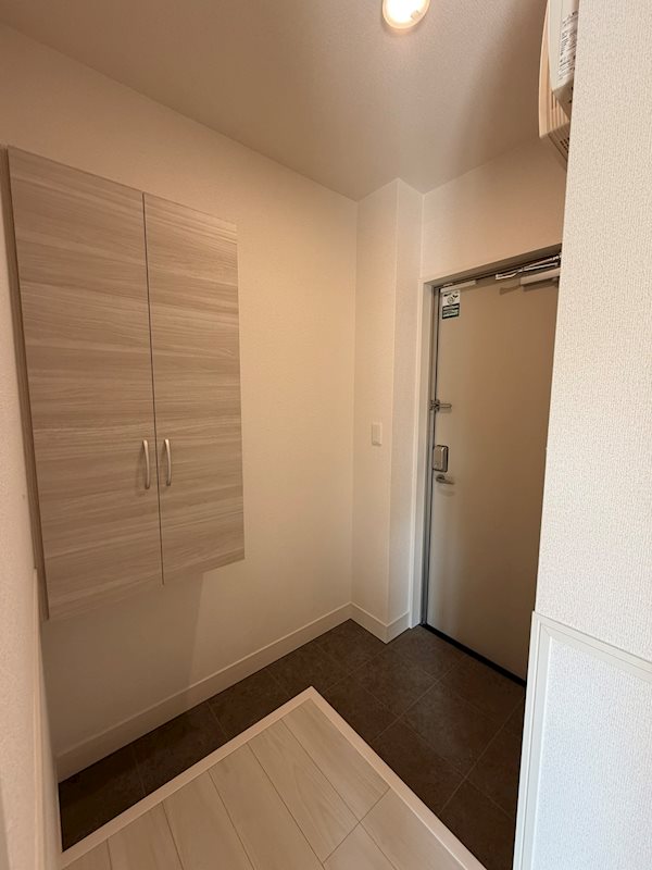 玄関　広めの玄関スペース