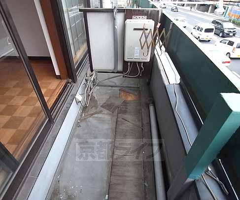 バルコニー　充分な広さです