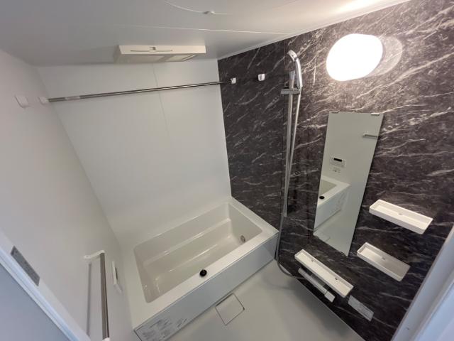 バス・シャワールーム　バス（イメージ）