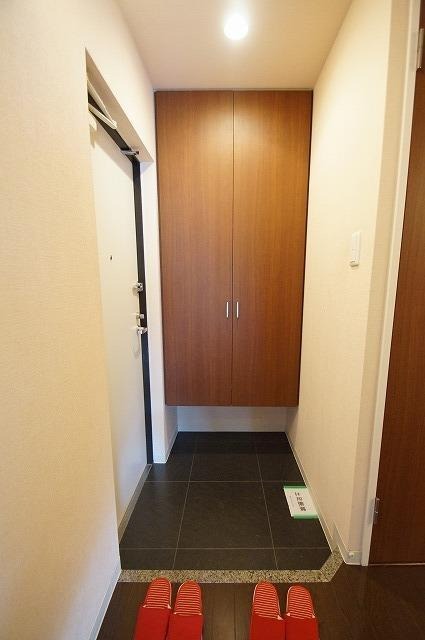 玄関　物件の画像11