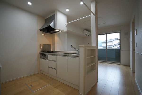 キッチン　同じ建物の別のお部屋