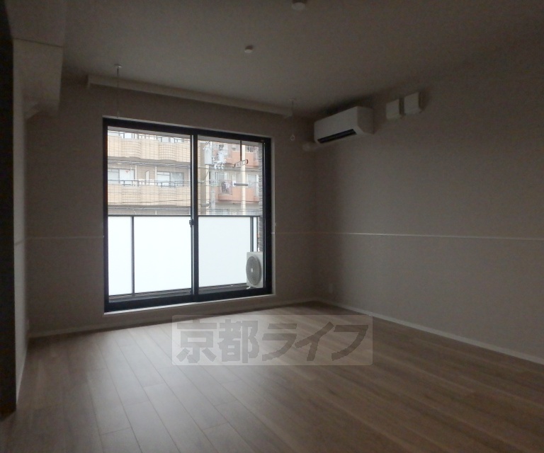 居室・リビング　フローリングがキレイなお部屋です。