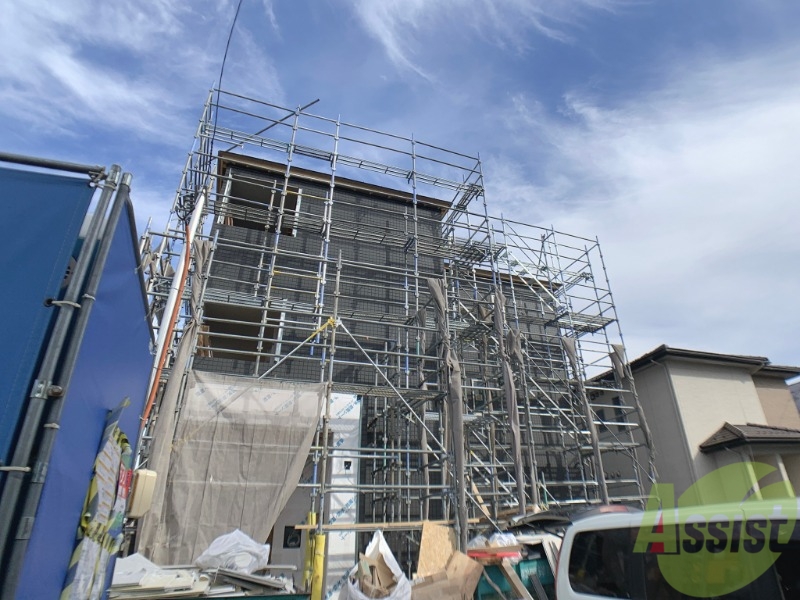 玄関　現在建築中の為、外観写真のみになります。