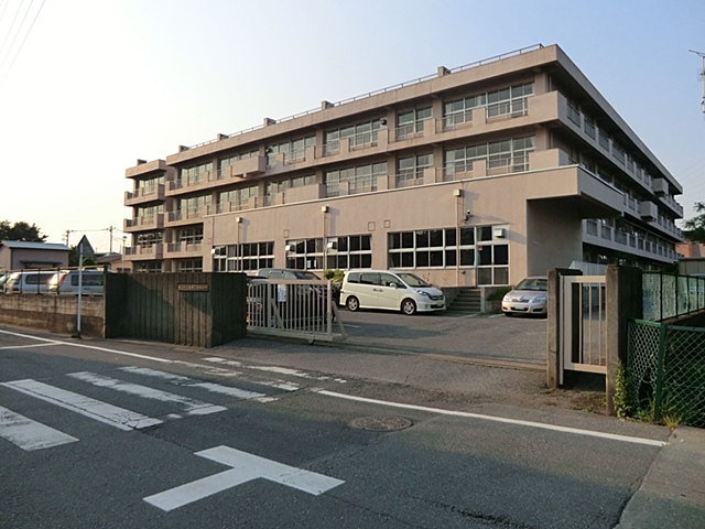 小学校　越谷市立宮本小学校（小学校）まで1133m